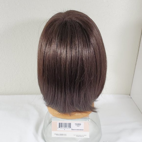 SOLD - The Wig Company Classic Chin-Length Flapper Bob with Bangs Dark Brown - Picture 7 of 16